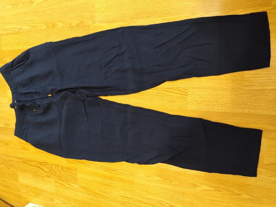 Pantaloni măsura 34