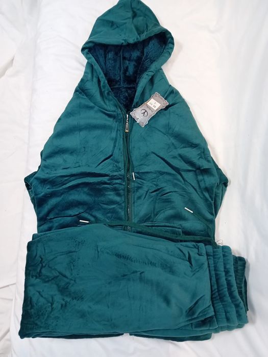 Trenig de dama din catifea flausat recomandat pentru anotimpurile reci