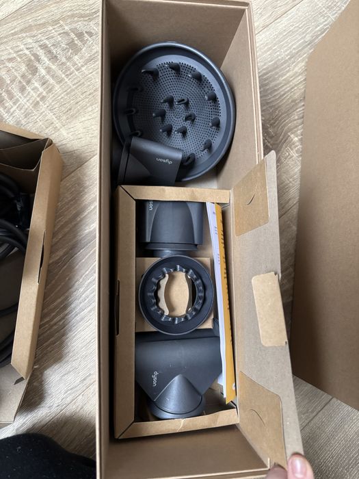 Uscator de par Dyson HD08 defect