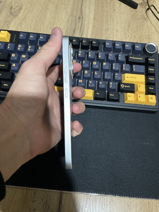 Honor 400 holati idial teilifonga gap yo ishlashi zor