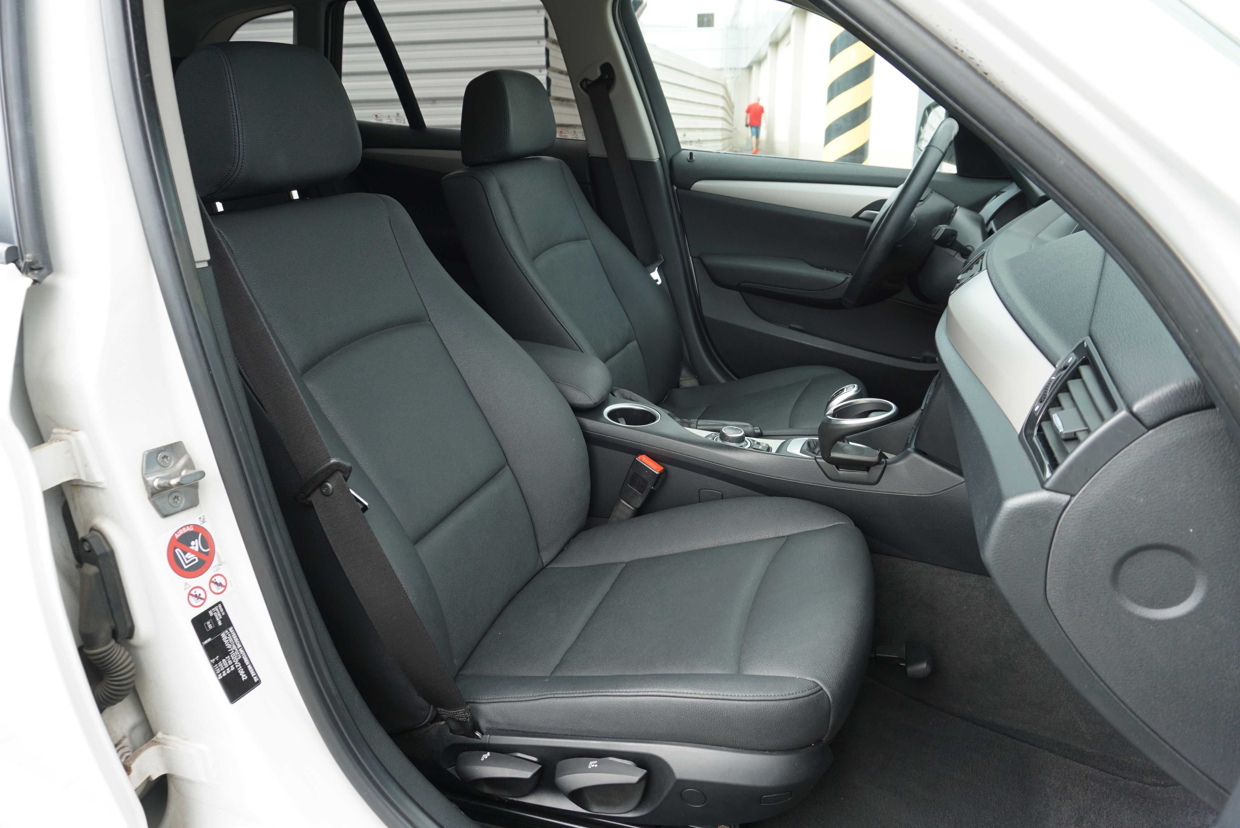 BMW X1 4x4 automat 2015/09 Piele*Navigatie*Xenon Xdrive