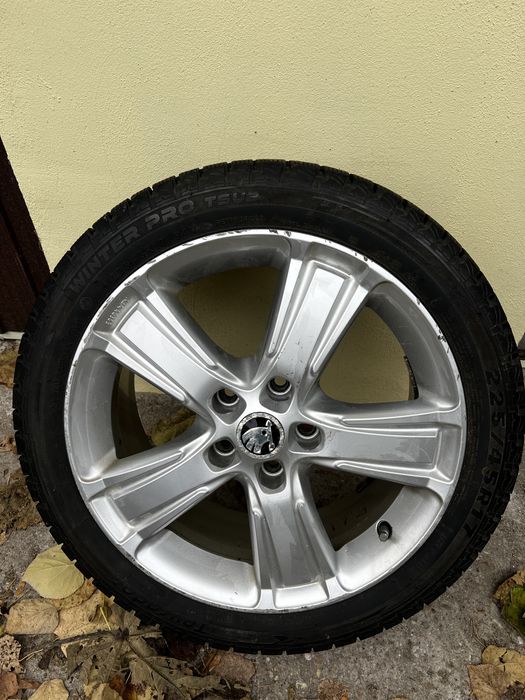 Jante Borbet 5x112 Vw Skoda Seat Audi 225/45 R17