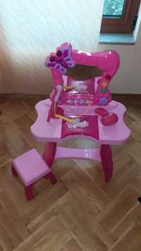 Детска тоалетка със столче