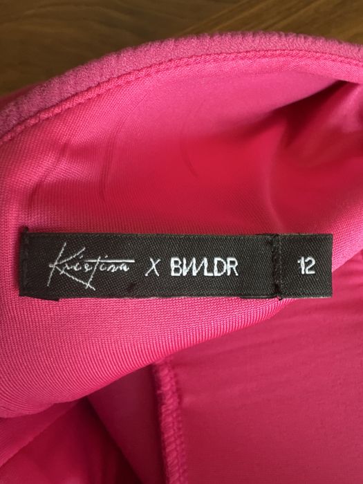 Рокля чисто нова