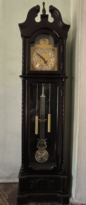 Часы напольные с боем