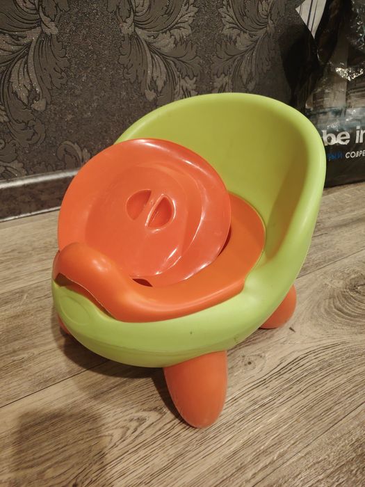 Отдам детский горшок