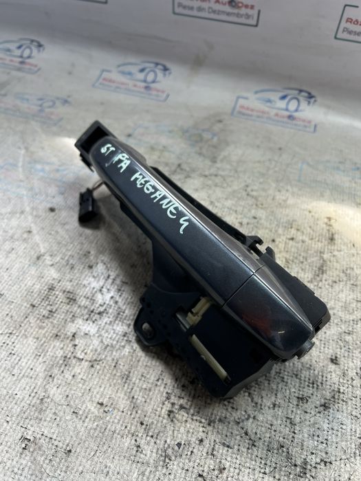 maner exterior stanga fata  renault megane 4 2016