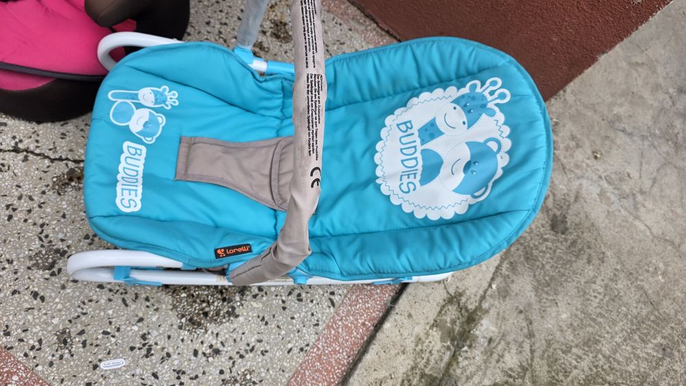 шезлонг за бебе син