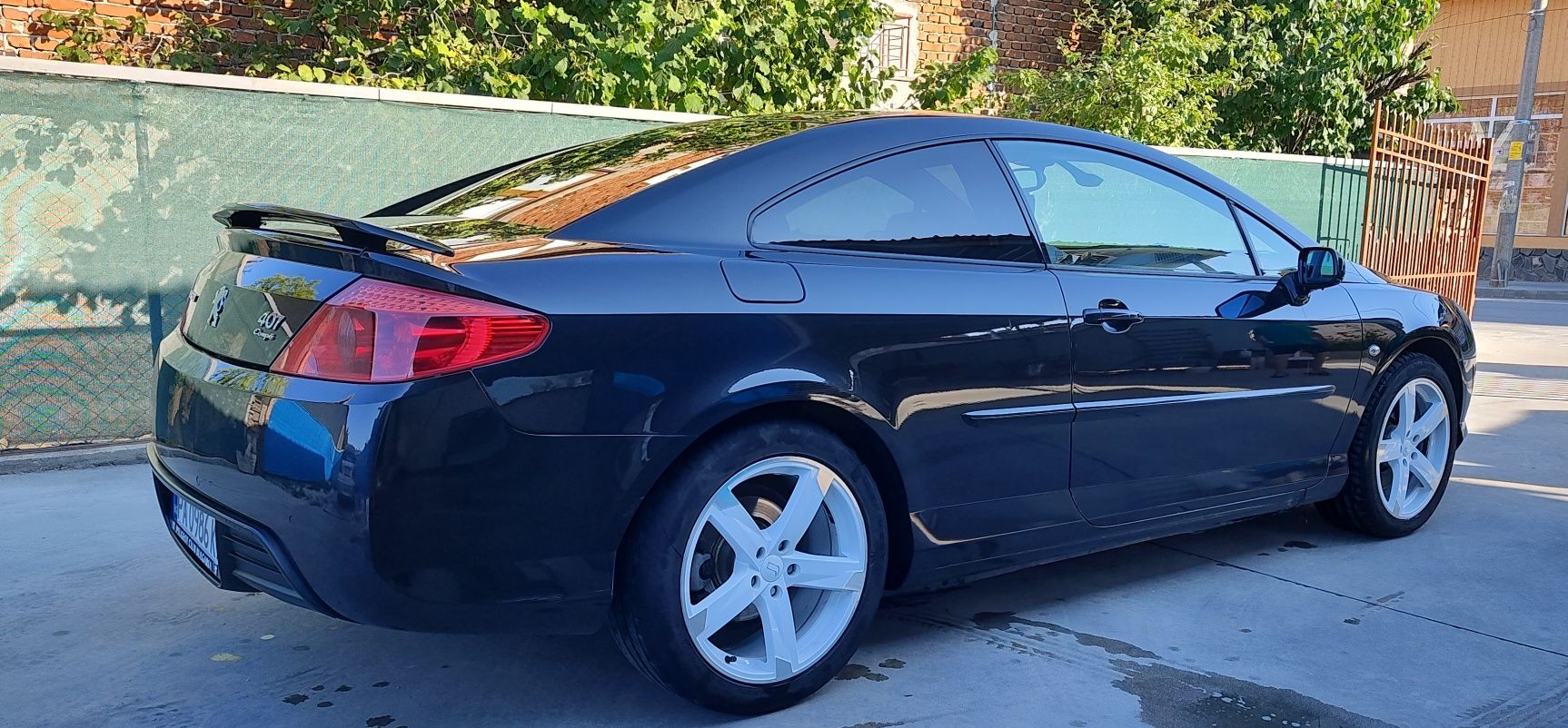 Peugeot 407 coupe