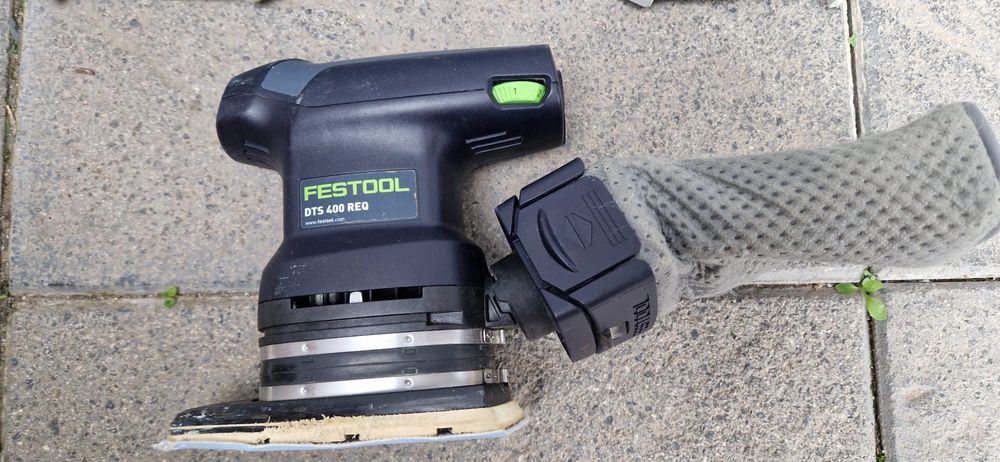 Festool șlefuitoare pe curent