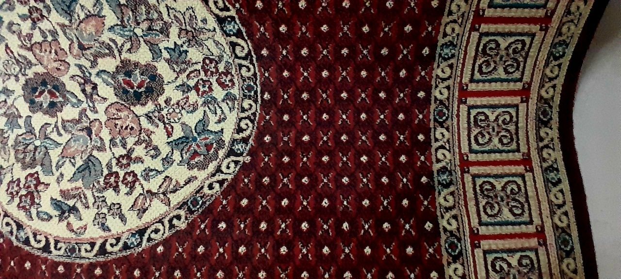 Продаётся ковёр 2,5×4м
