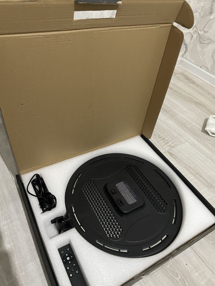 Led lampa satiladi