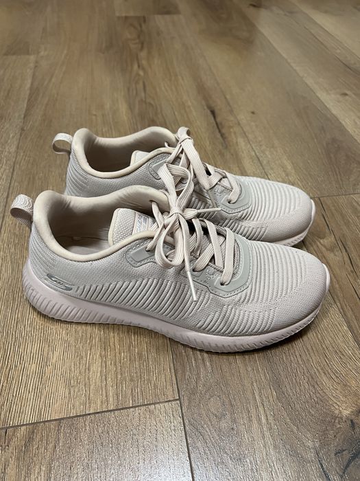 Маратонки в розово Skechers