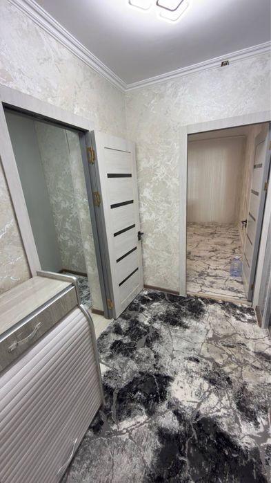 2 хонали 1-қаватда панельный дом сотилади ор: Университет.