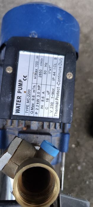 Vând pompe de apa și hidrofor