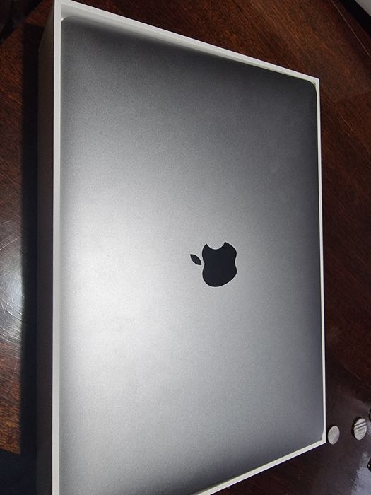 Macbook air 13" 2020