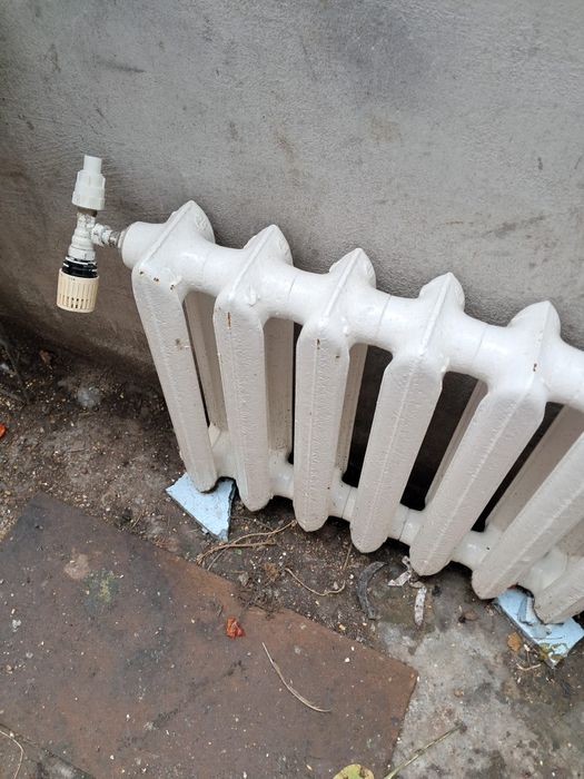 Vand calorifere pe elemenți