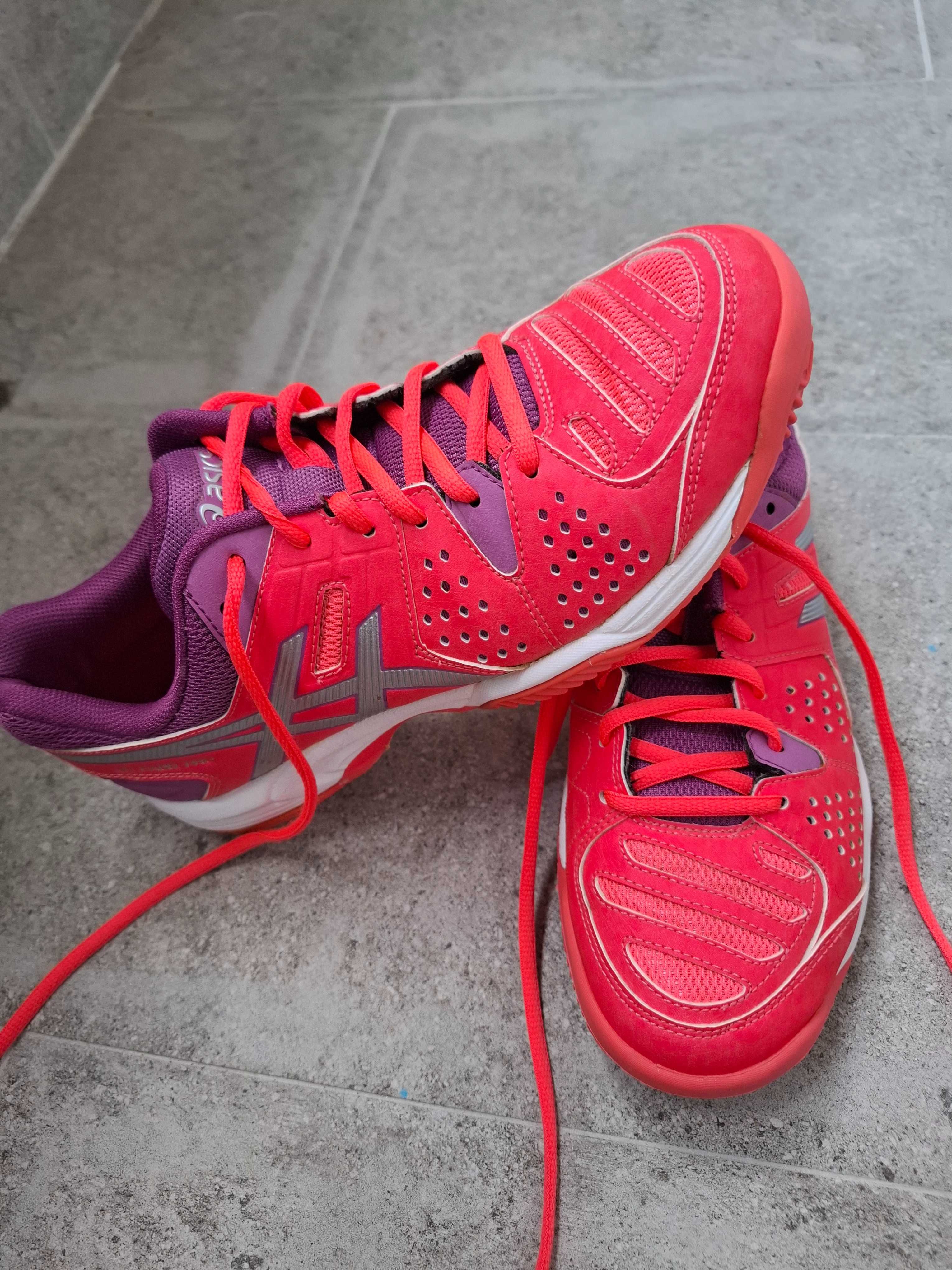 Дамски Маратонки Asics