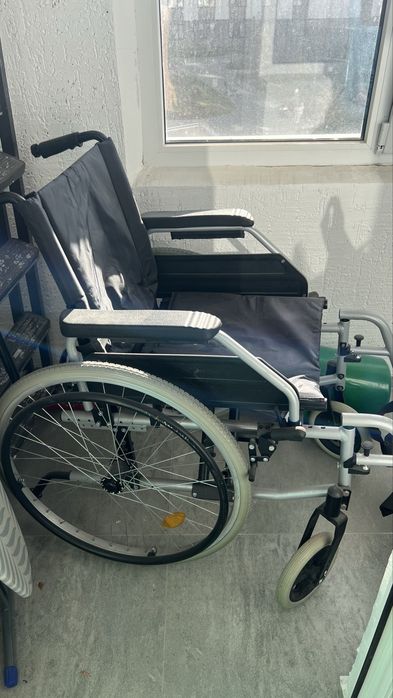 Инвалидная коляска