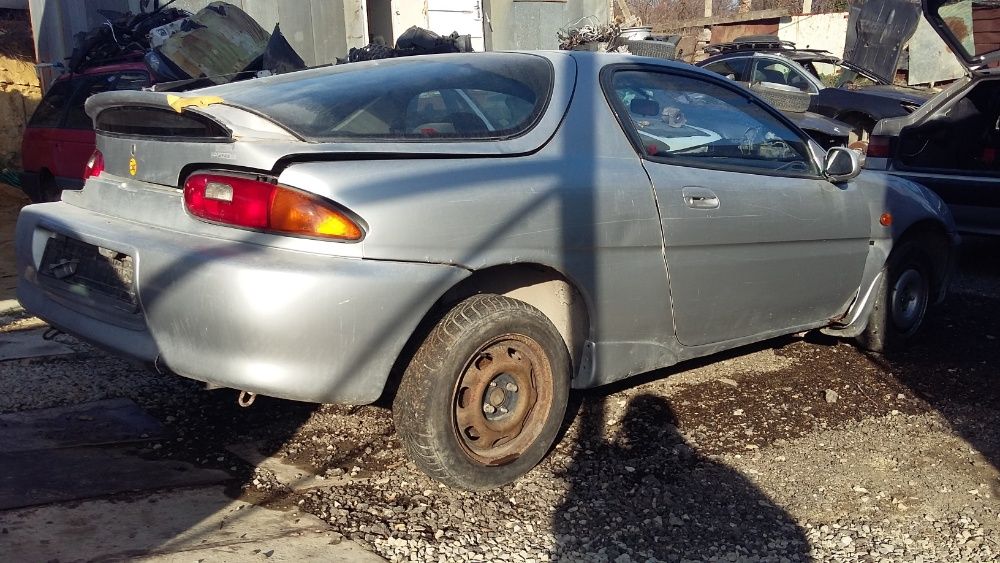 Мазда МХ3 1.8 Mazda MX3 1.8i на- части