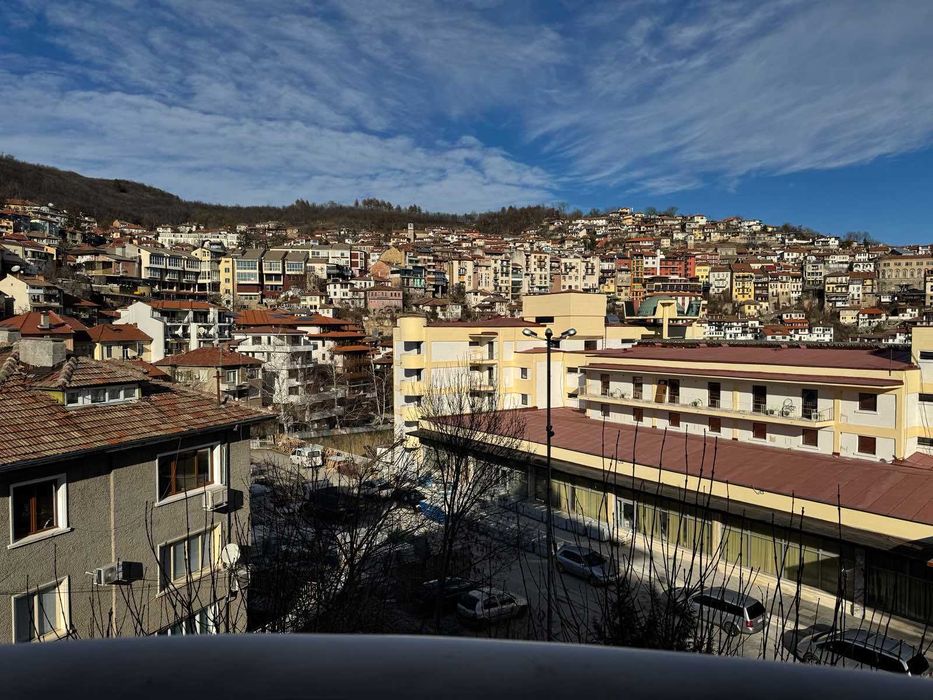 Продава се Двустаен апартамент в Велико Търново, Център - 68 кв.м за 1838 €/кв.м - Снимка #4