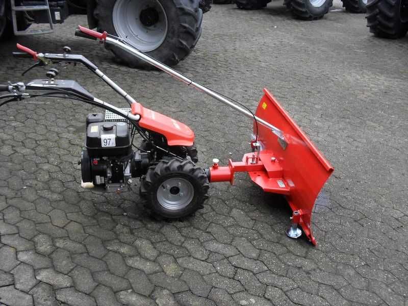 Utilaj multifuncțional Reform RM58 – cosit și dezăpezire