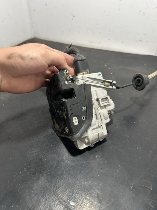 Broasca usa dreapta fata Audi A4 B7 A6 C6 4F1837016