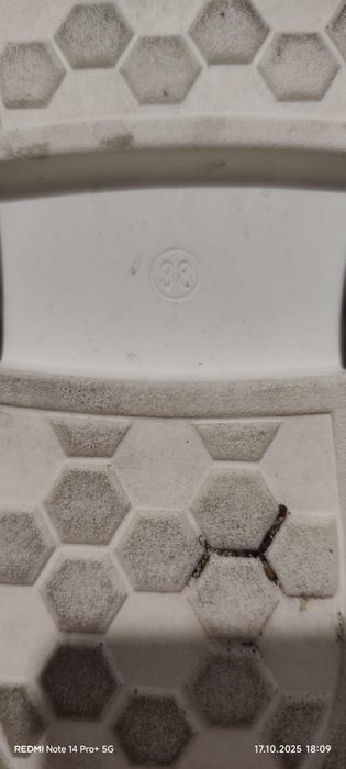 Vând cizme până la genunchi