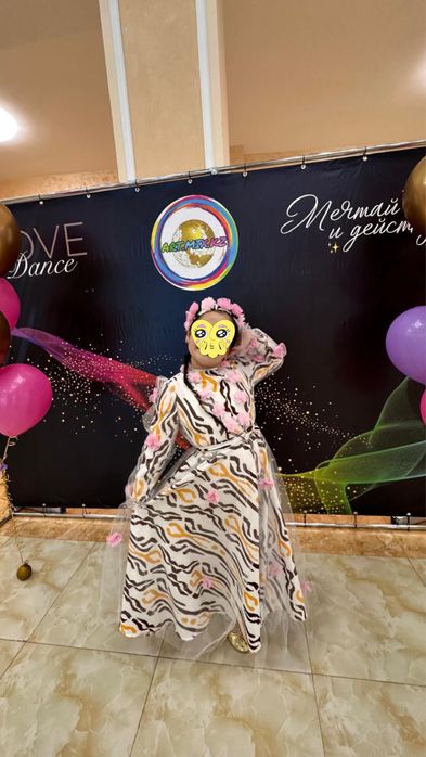 Продам костюм размер 140 на возраст 7-8 лет