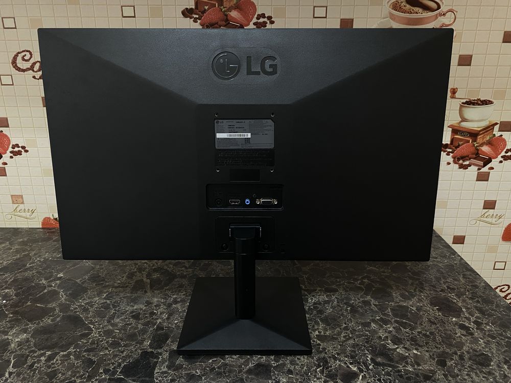 Компьютер Core i3 10100F\16Gb\SSD256Gb\SSD512Gb\GTX1650 4Gb Монитор 24