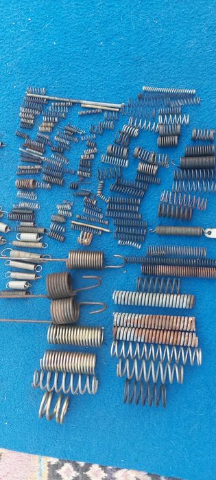 Продам пружины и другое