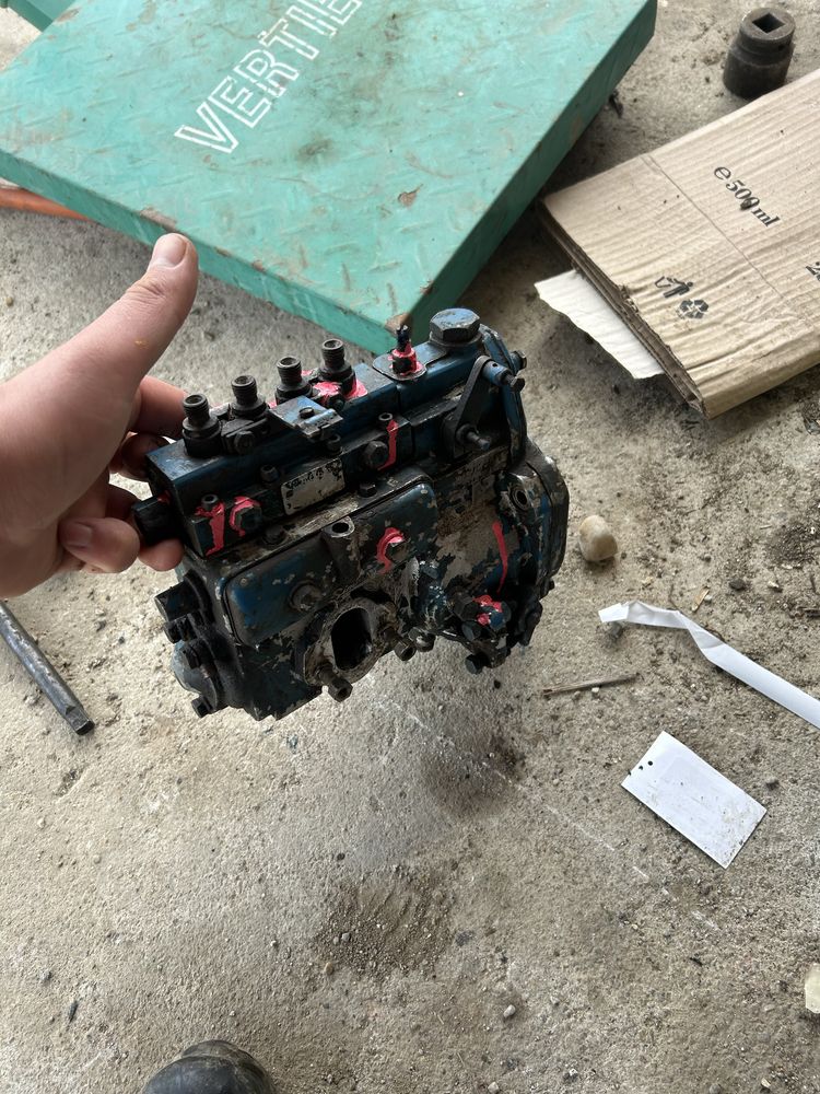 Pompa injectie ford in 4 in linie