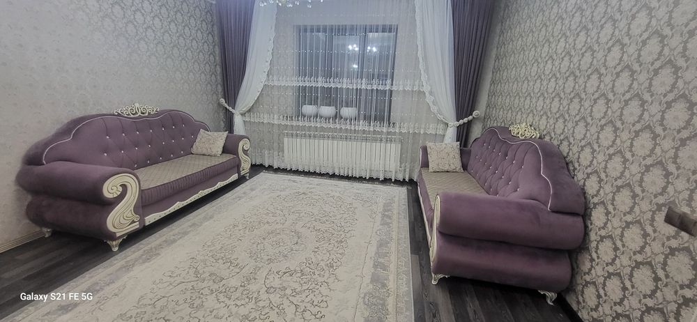 Продам два одинаковых дивана длина 2.30 м
