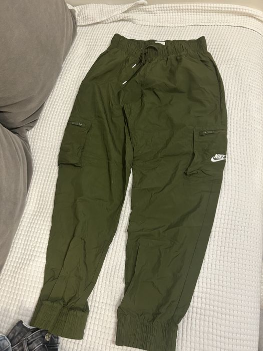 Pantaloni cargo cu buzunar, NIKE, masura 156-166 cm