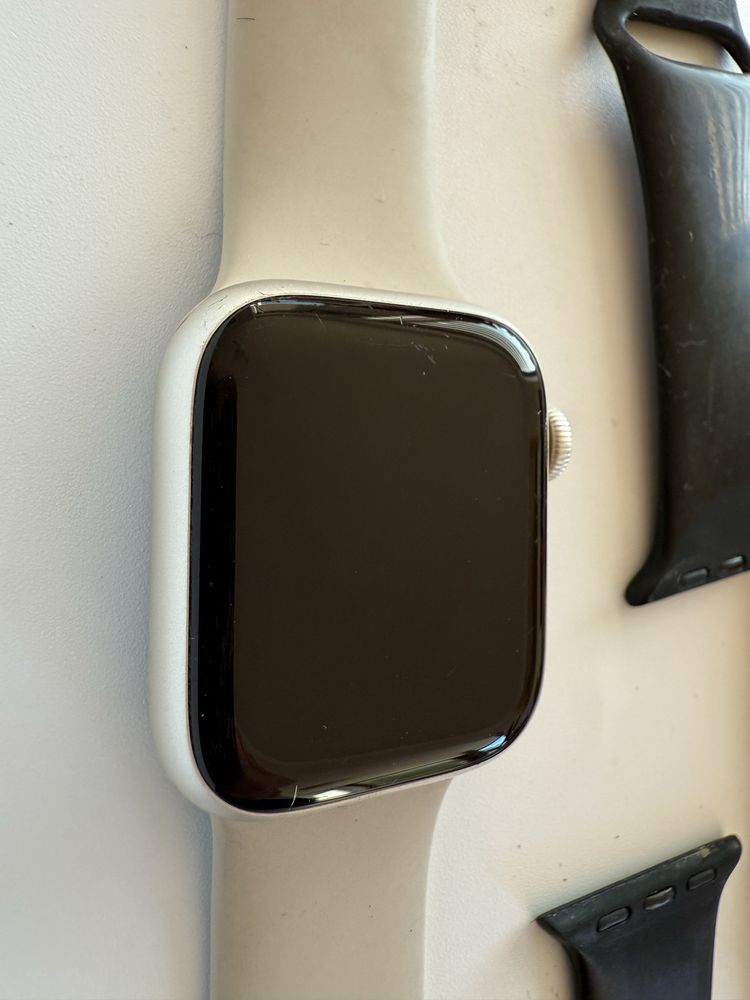 Apple watch 9 starlight 41mm  изрядно състояние