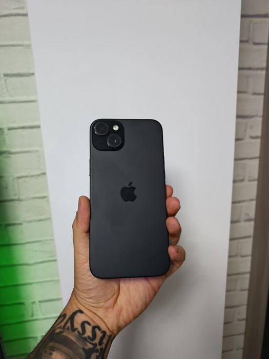 iPhone 15 Plus Black 128GB totul original impecabil liber retea