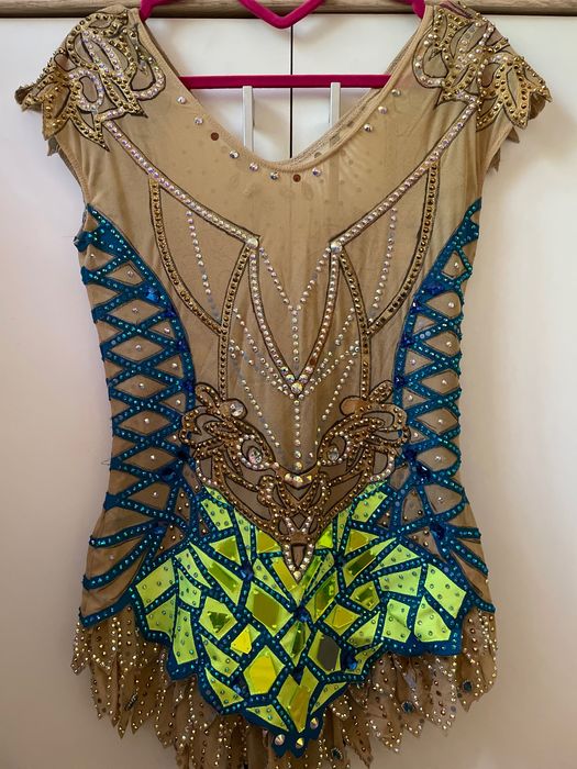 Трико за художествена гимнастика