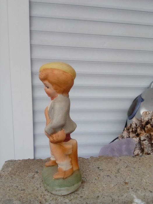 Керамична статуетка