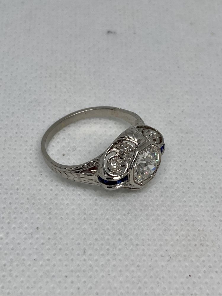 Inel antic platina cu diamante 1.13ct.