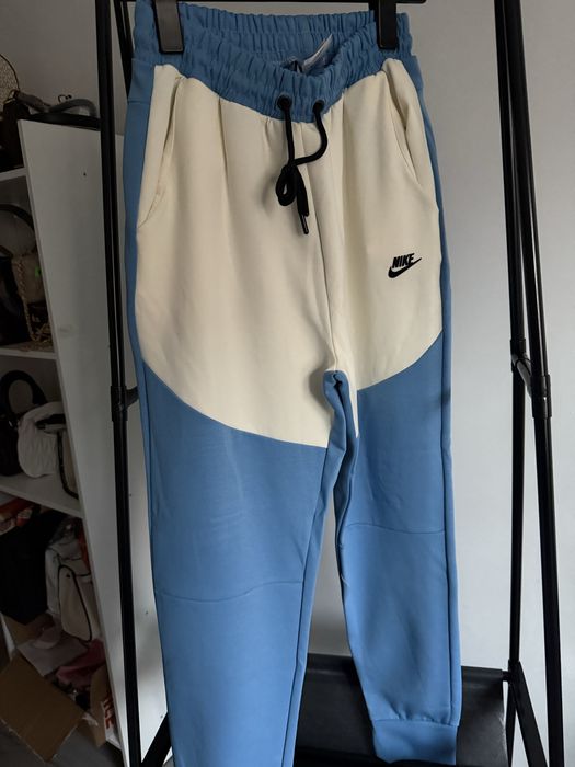 Haine Barbatesti Calitate Premium (Tricou , Trening , Bluza , Compleu)