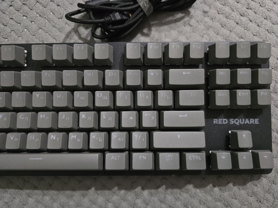 Продам клавиатуру Red Square Keyrox TKL