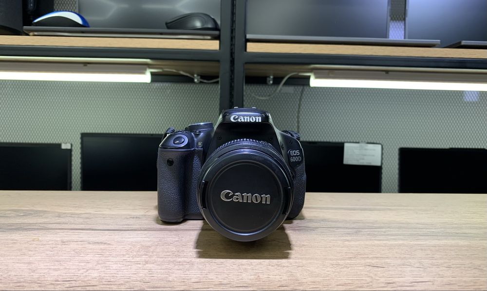 Фотоаппарат Canon EOS 600D, объектив 18-135 mm, 1108/А10