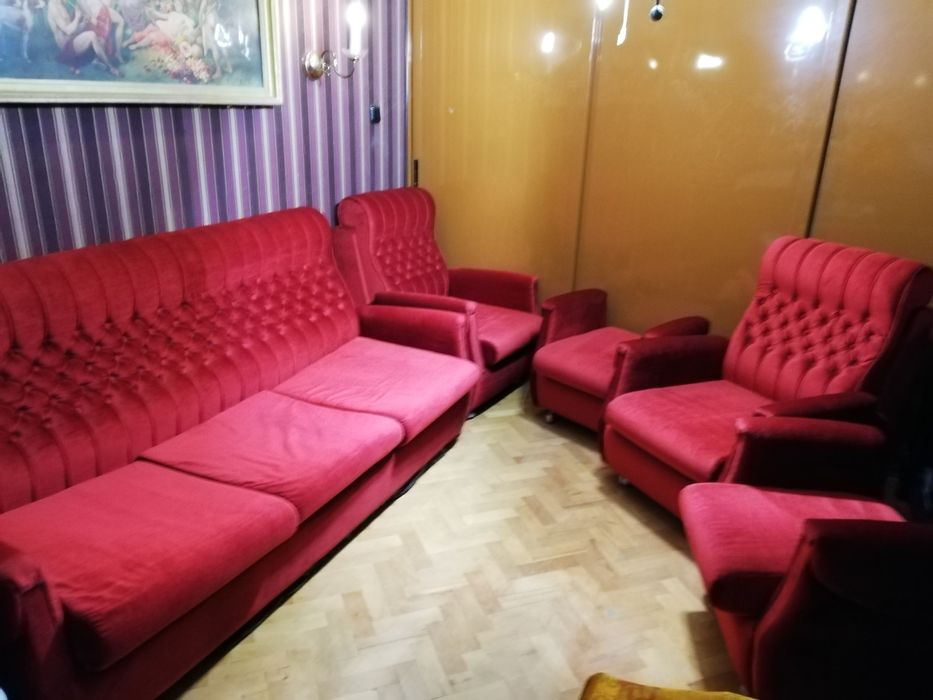Холна гарнитура - РАЗТЕГАТЕЛЕН диван, 2 фотьойла, 2 табуретки. БОРДО