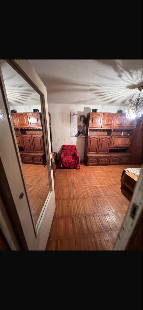 Apartament 3 camere de vanzare-spatios si bine compartimentat