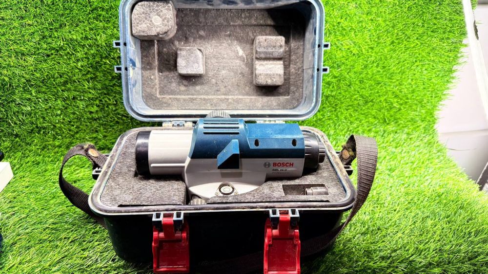 Нивелир Bosch Gol 26D / Ломбард Даем Деньги