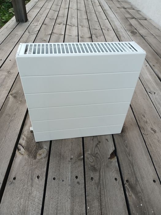 Продам радиатор PURMO