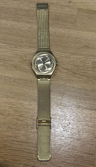 Дамски часовник Swatch v8