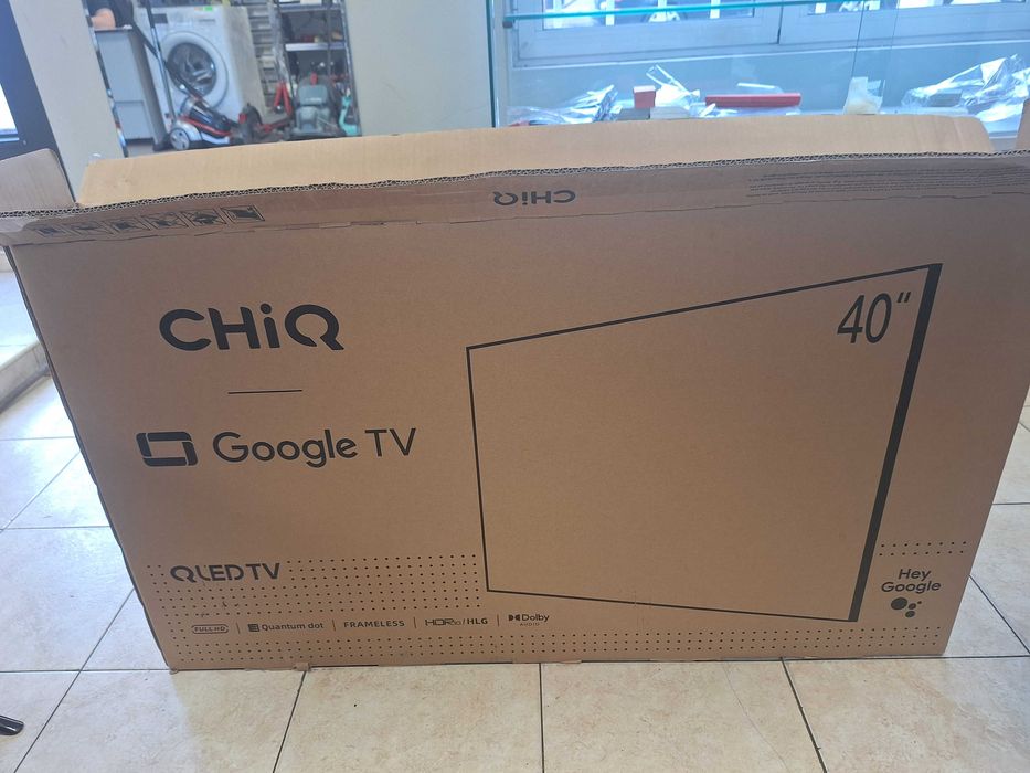 LED Smart TV Chiq L40QG7L