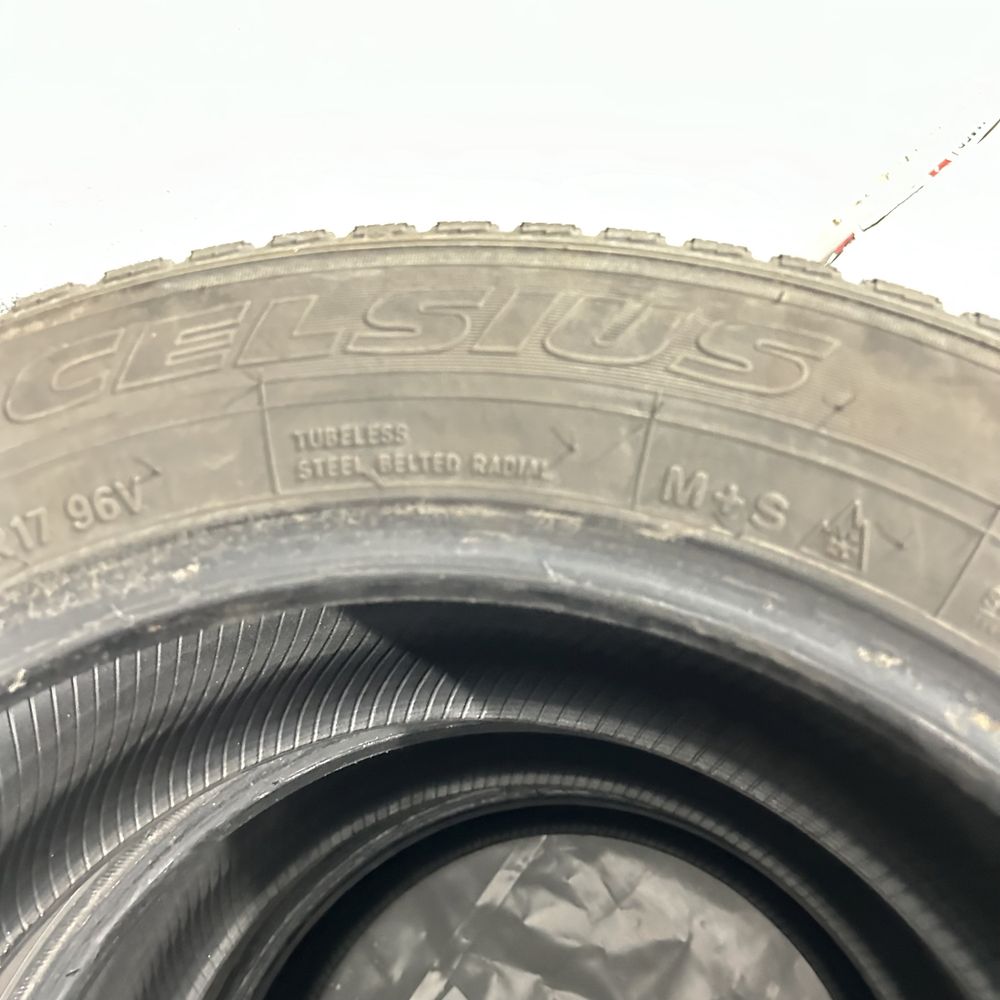 Гуми TOYO 215/60/17 - 3 бр