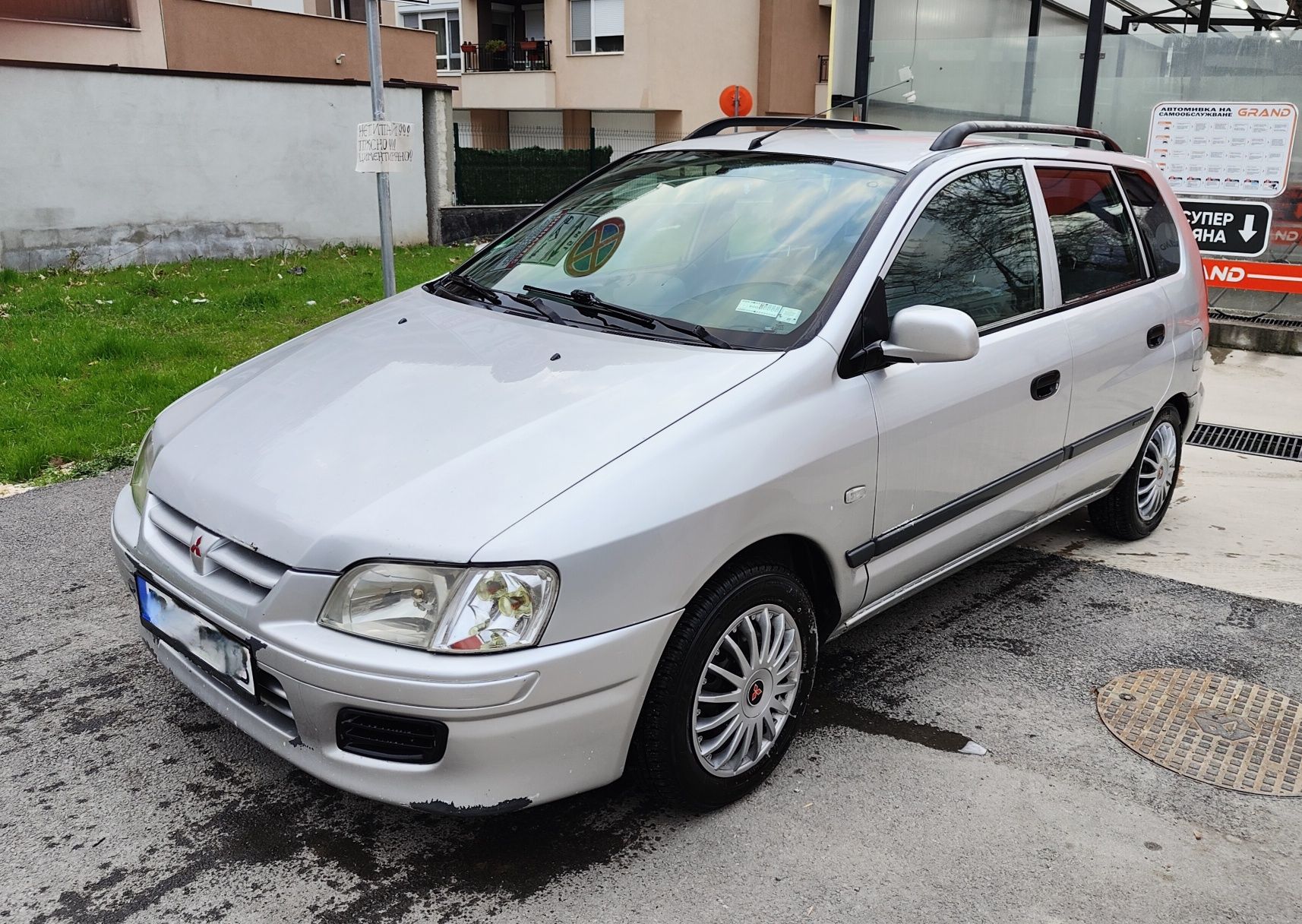 Mitsubishi space star